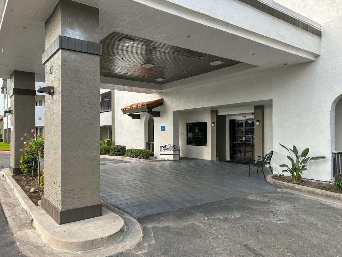 Studio 6 Ontario Ca Convention Center Airport Exterior foto